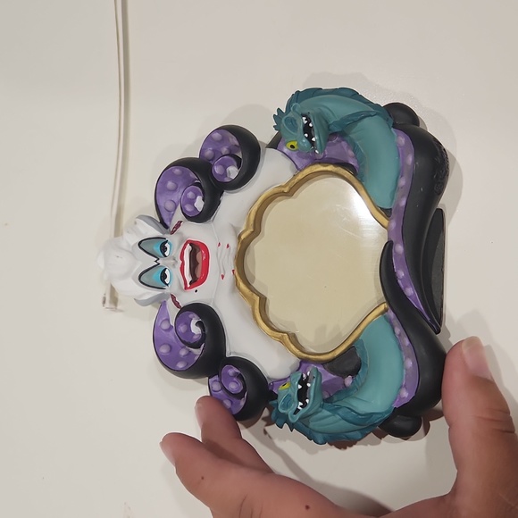 Vintage Disney Ursula mini photo frame - Picture 6 of 7